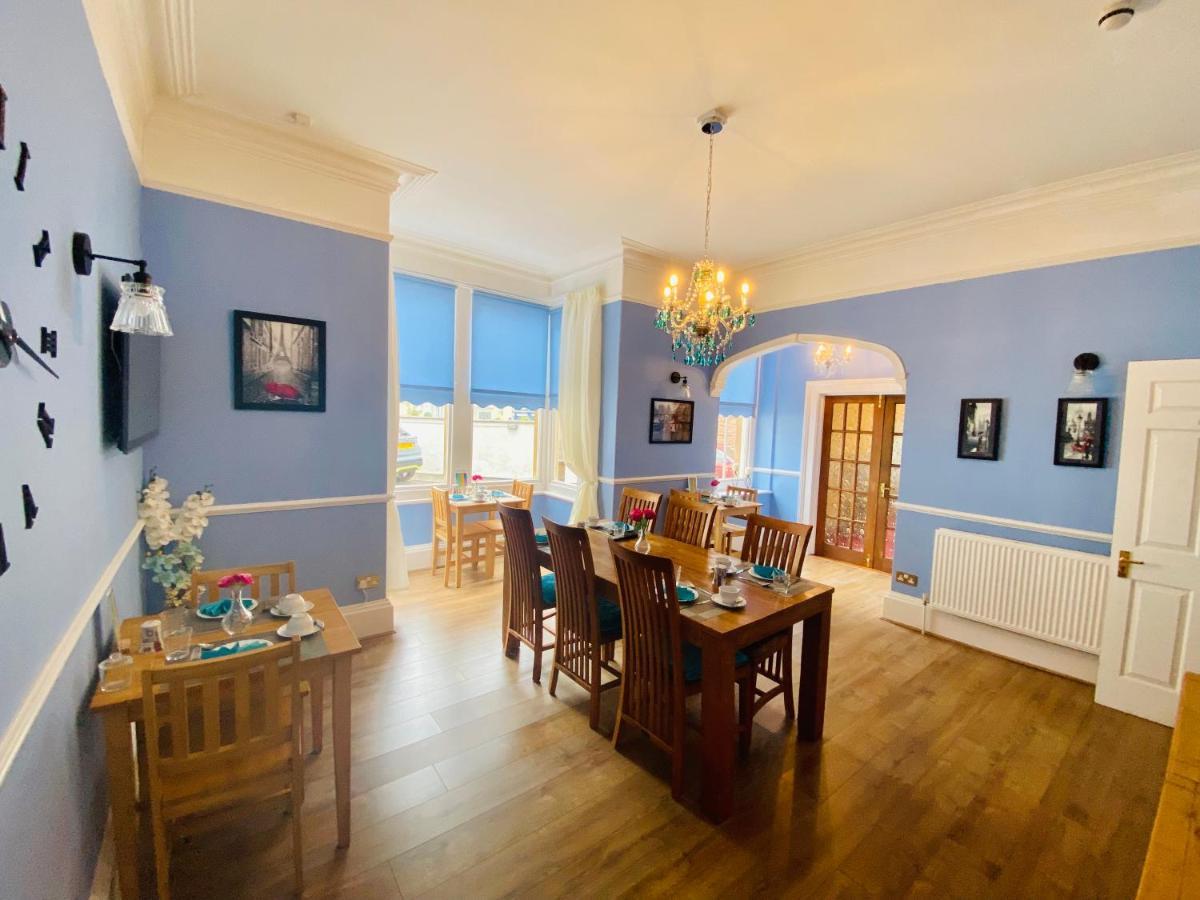 All Seasons Bed & Breakfast - Adults Only Weston-super-Mare Exterior photo