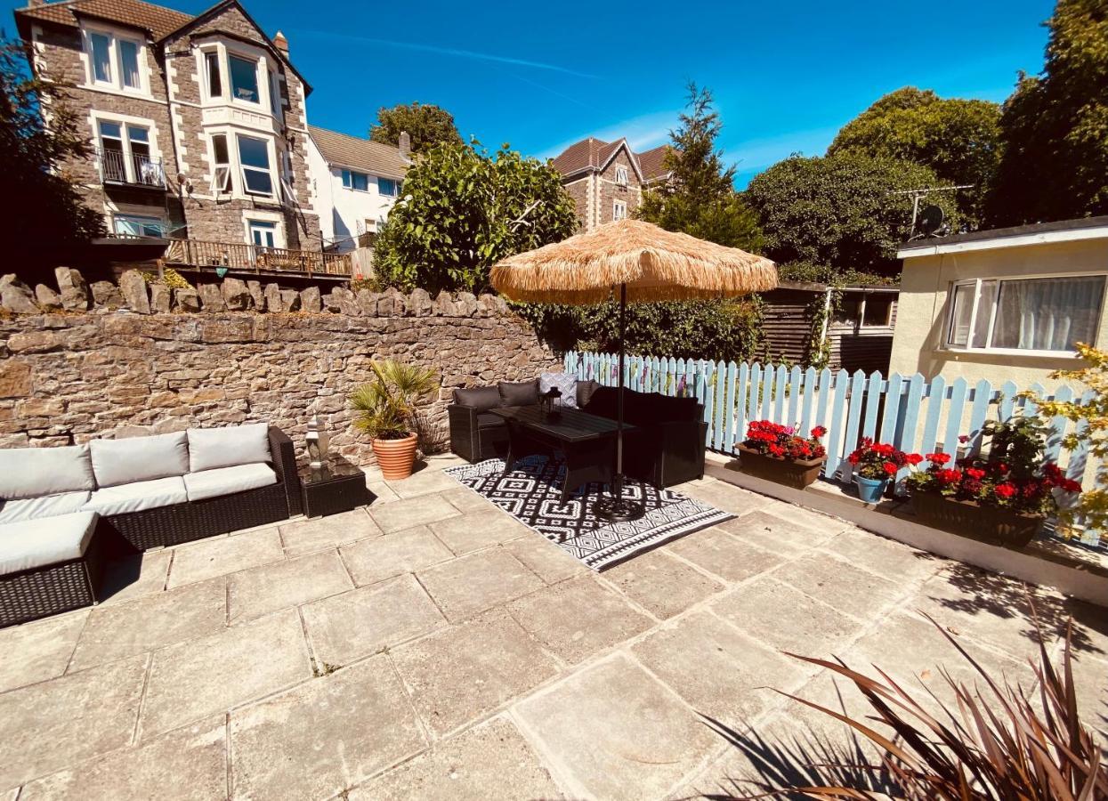 All Seasons Bed & Breakfast - Adults Only Weston-super-Mare Exterior photo