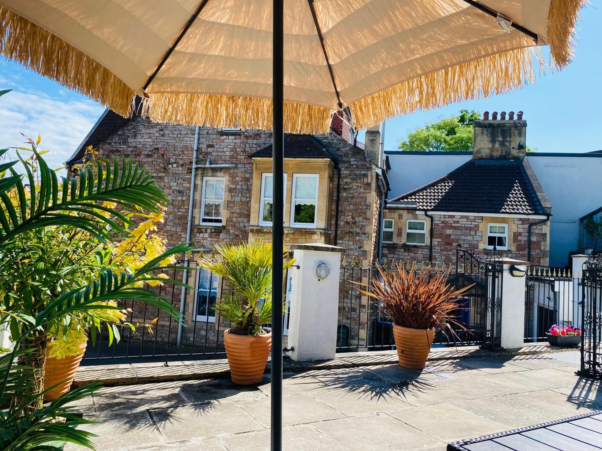 All Seasons Bed & Breakfast - Adults Only Weston-super-Mare Exterior photo